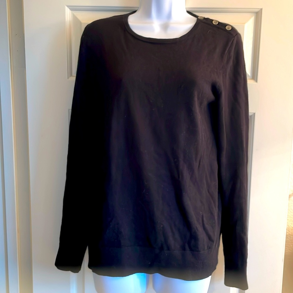 Ann Taylor black shoulder button MT sweater